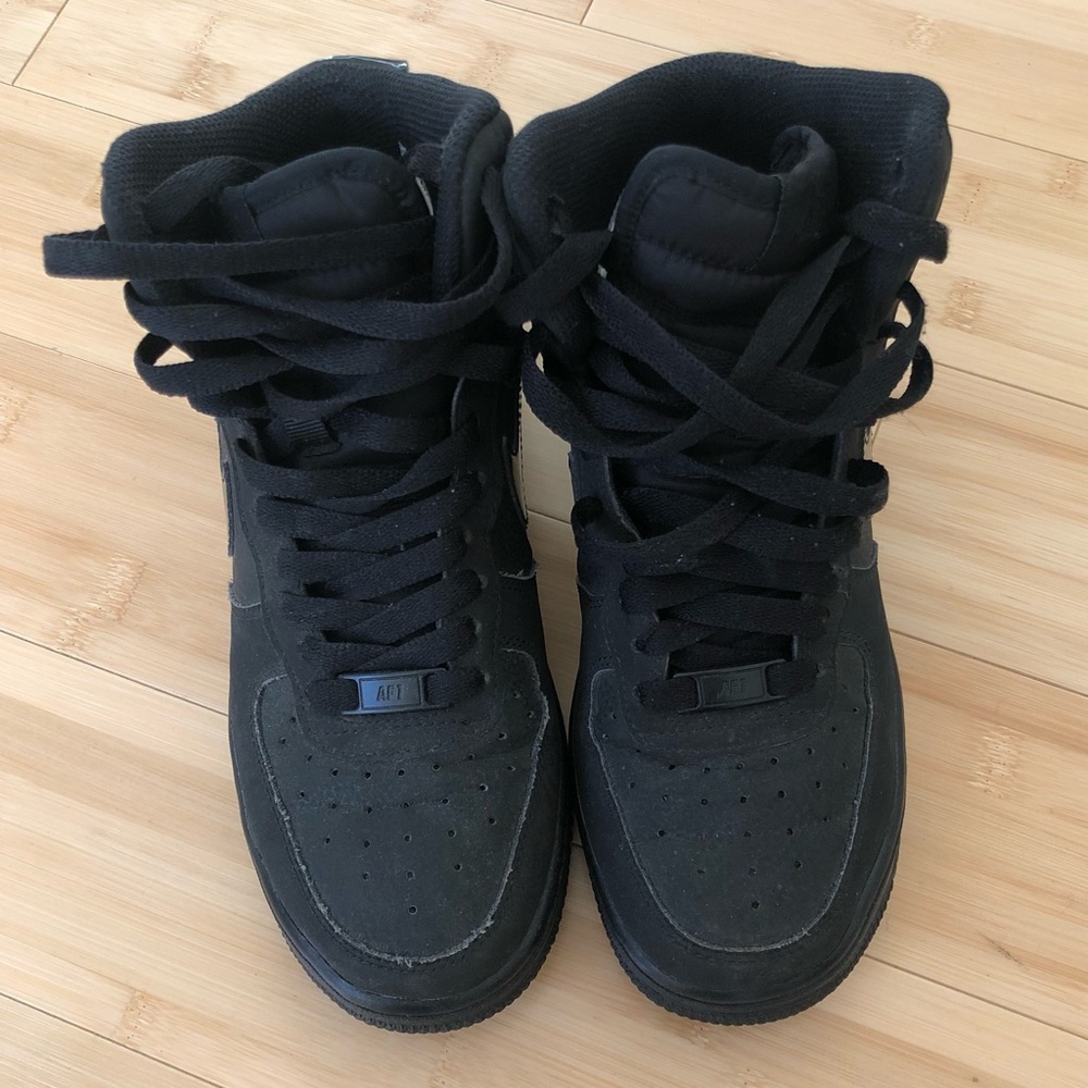 Black Nike Air Force 1s